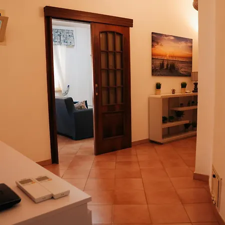 Lägenhet La Casa Di Flo Anzio