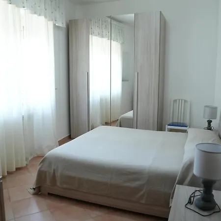 La Casa Di Flo Apartment *